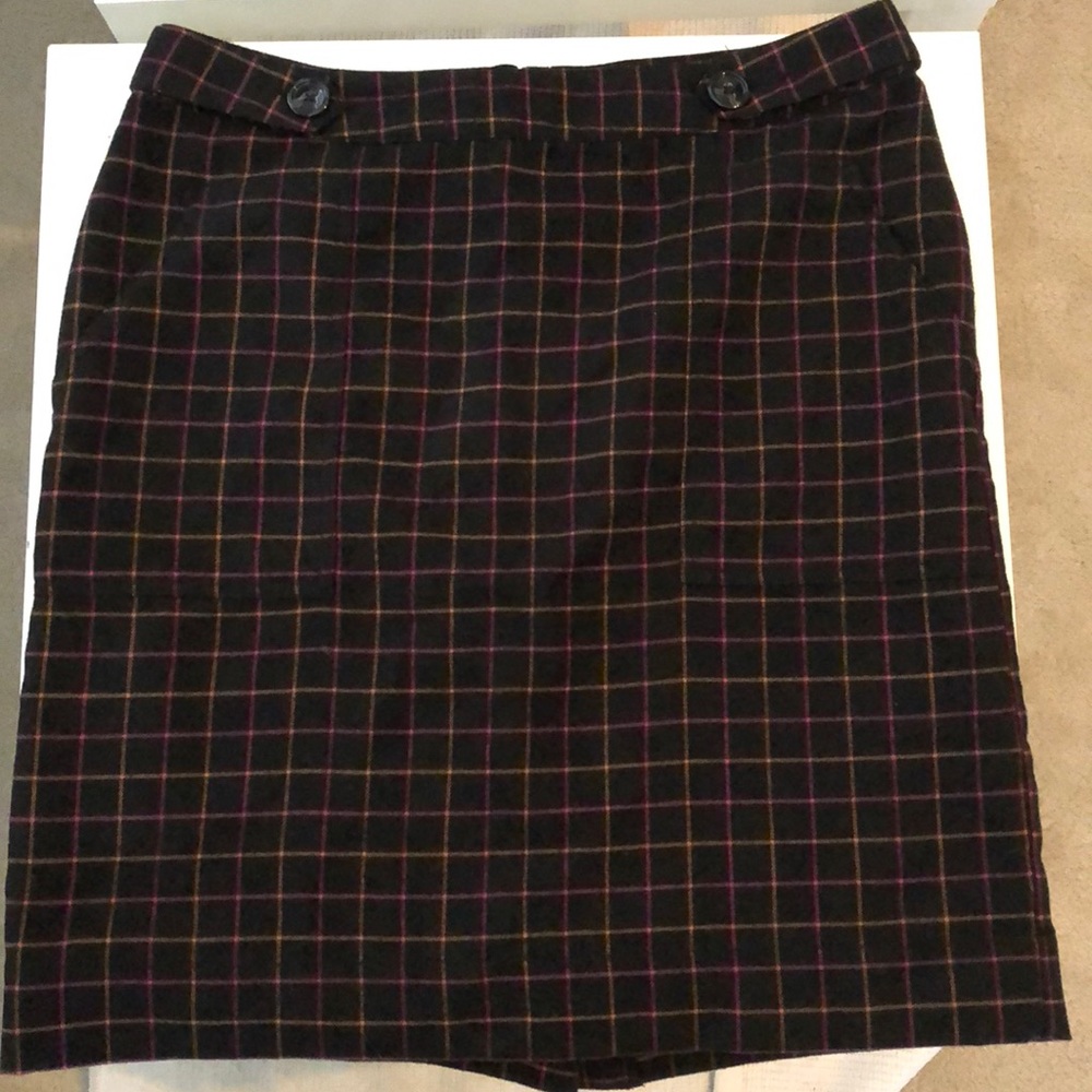 NWOT plaid wool-like skirt